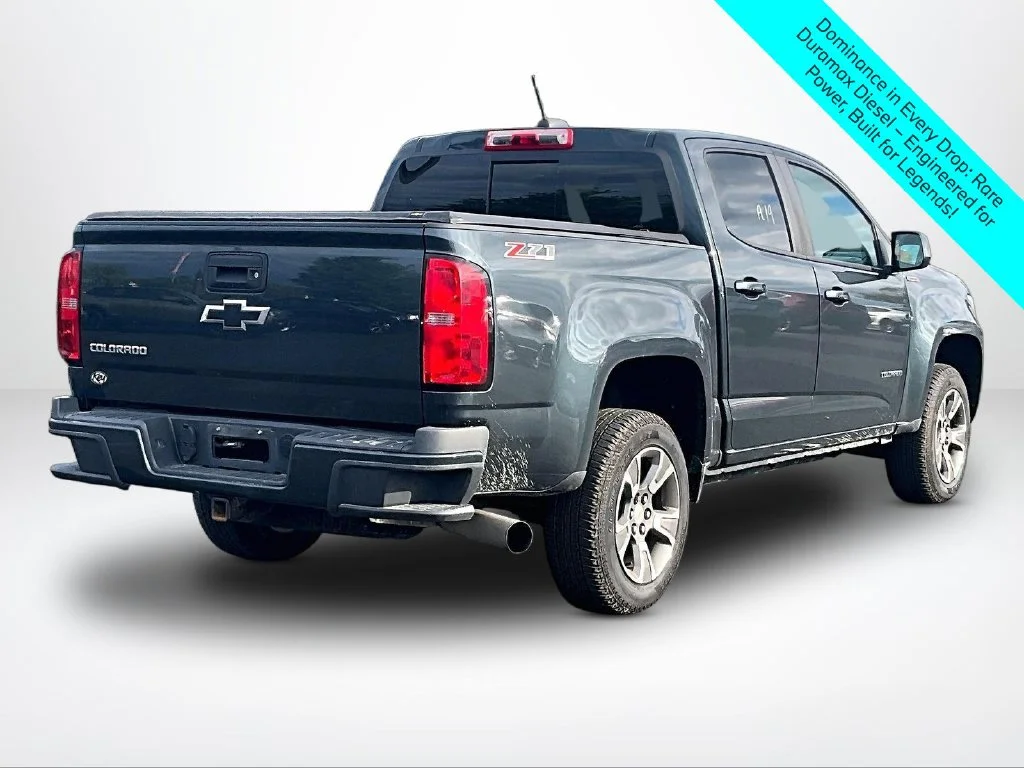 Used 2018 Gray Chevrolet Z71 image 2
