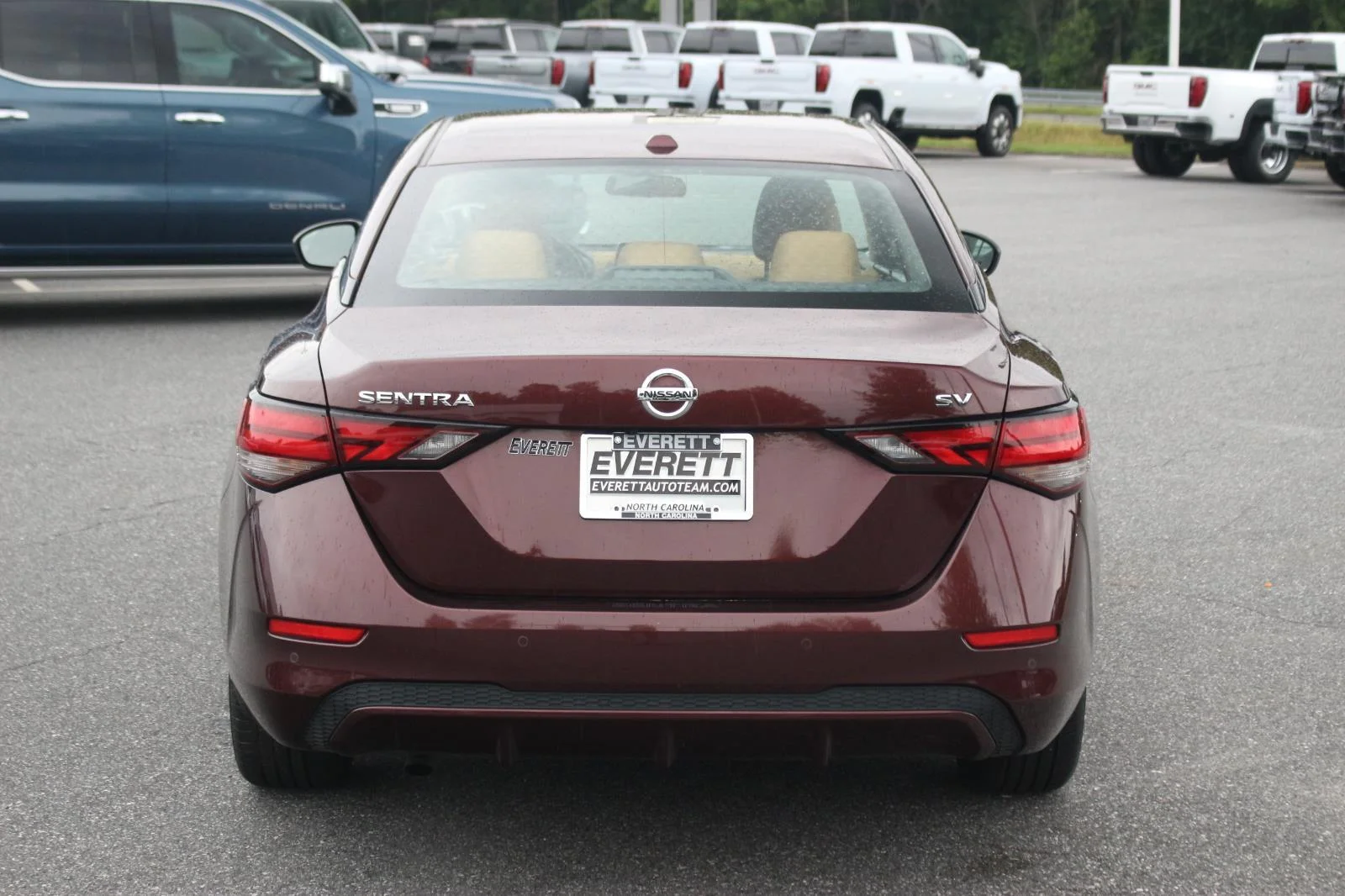 Used 2023 Grey Nissan SV image 6