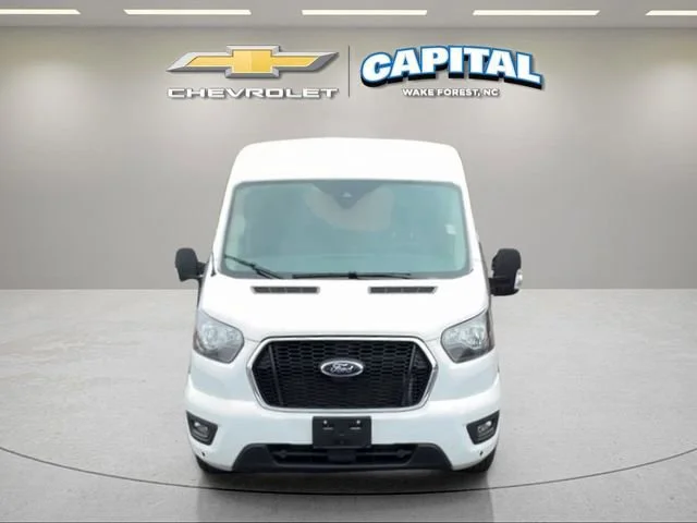 Used 2025 White Ford XL image 8