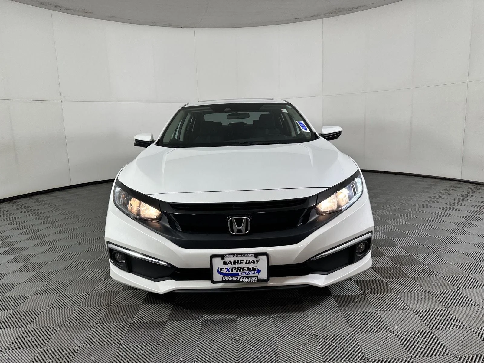 Used 2021 Platinum White Pearl Honda EX image 10