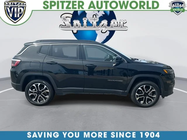 Used 2022 Black Jeep Limited image 10