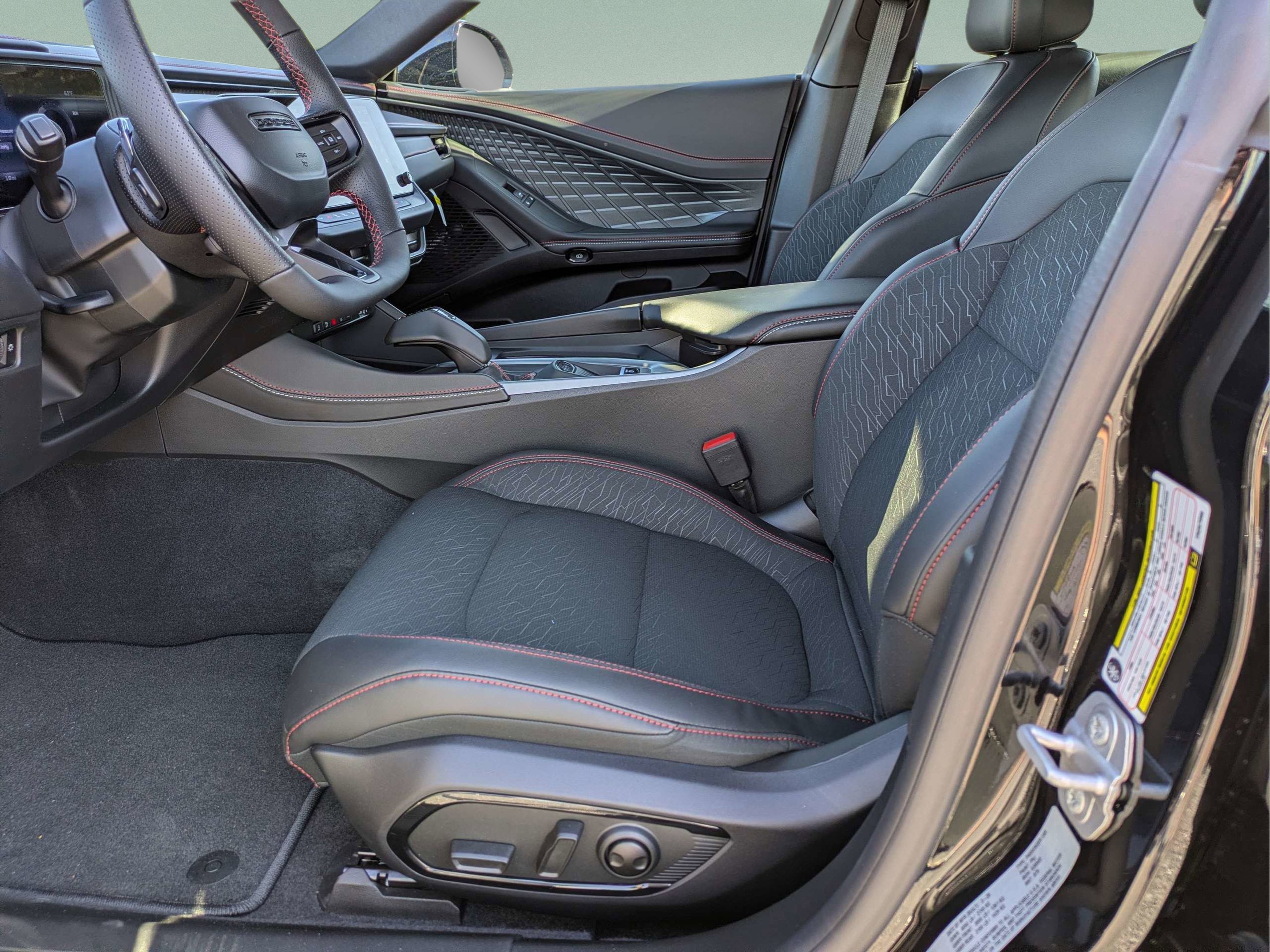 New 2026 Diamond Black Crystal Pearlcoat Dodge Scat Pack image 17