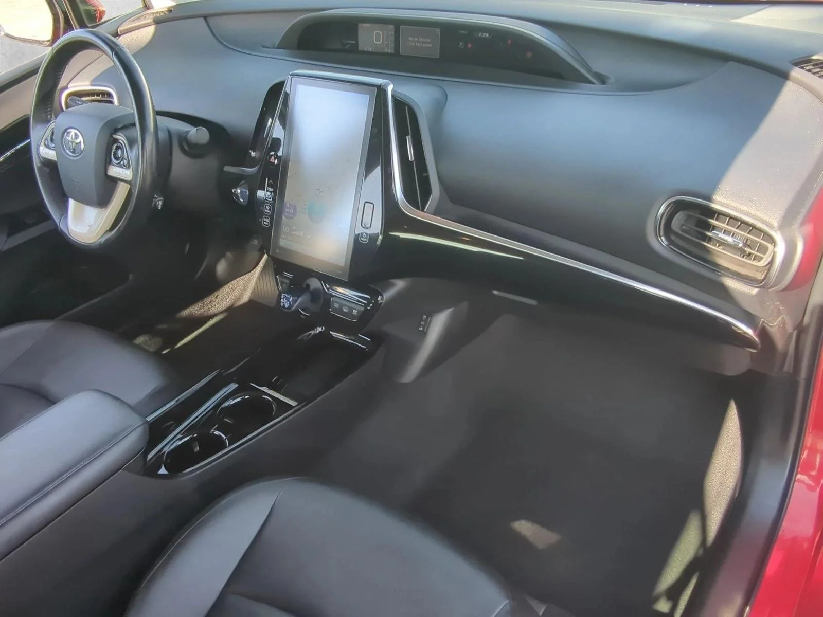 Used 2019 Hypersonic Red Toyota Premium image 21