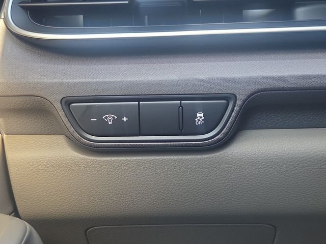 New 2027 Snow White Pearl Kia EX image 9