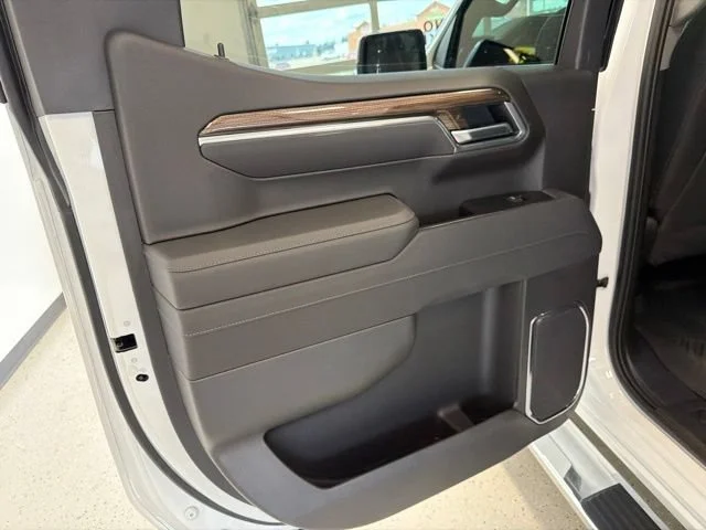 New 2026 Summit White Chevrolet LT image 45
