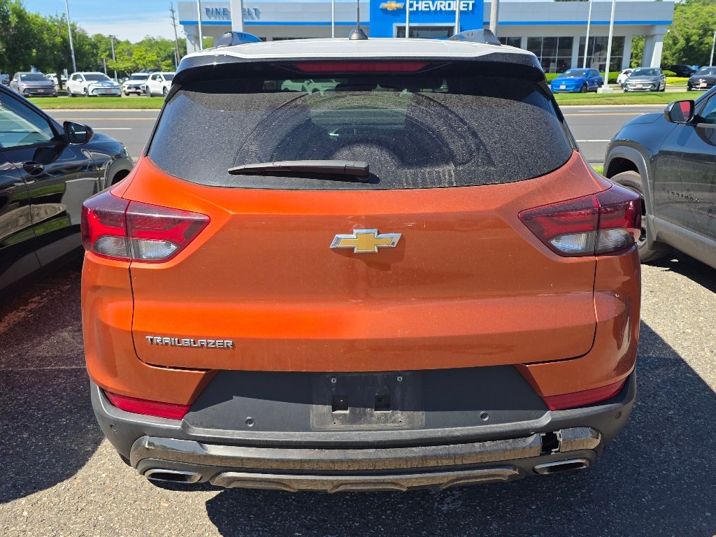 Used 2023 Vivid Orange Metallic Chevrolet ACTIV image 3