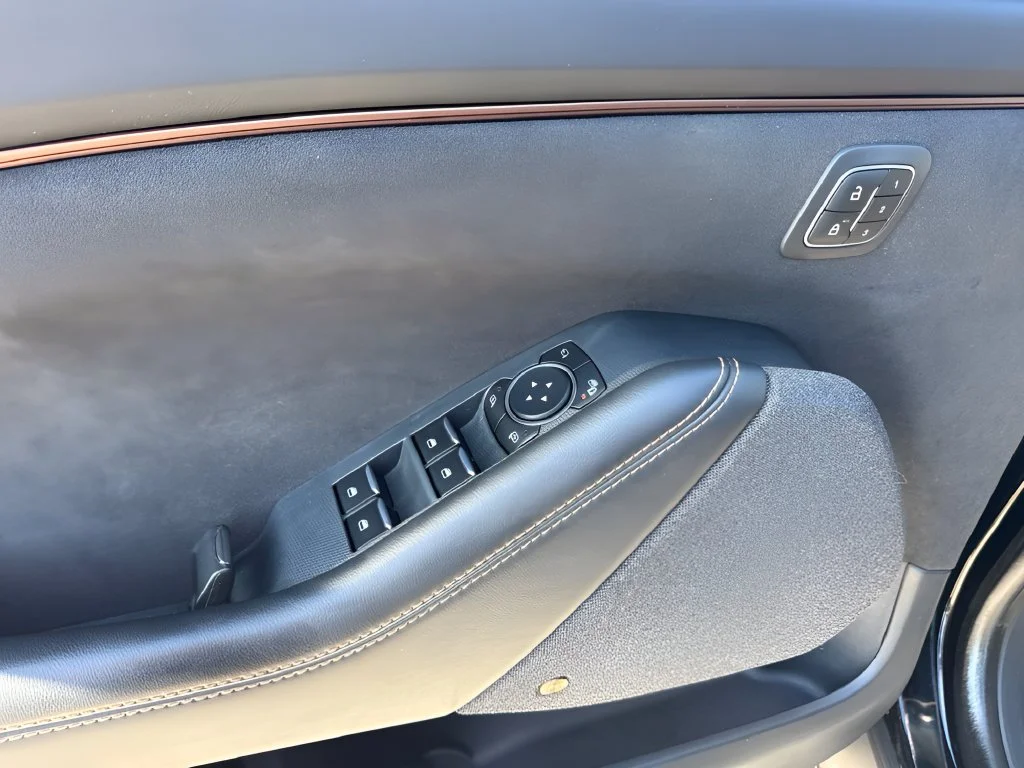 Used 2023 Black Ford GT image 26