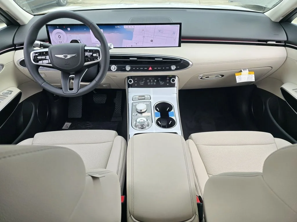New 2026 White Genesis 2.5T image 7