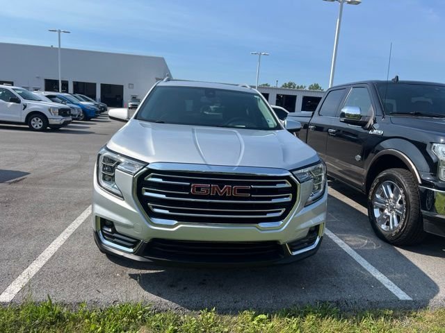 Used 2022 Quicksilver Metallic GMC SLT image 1