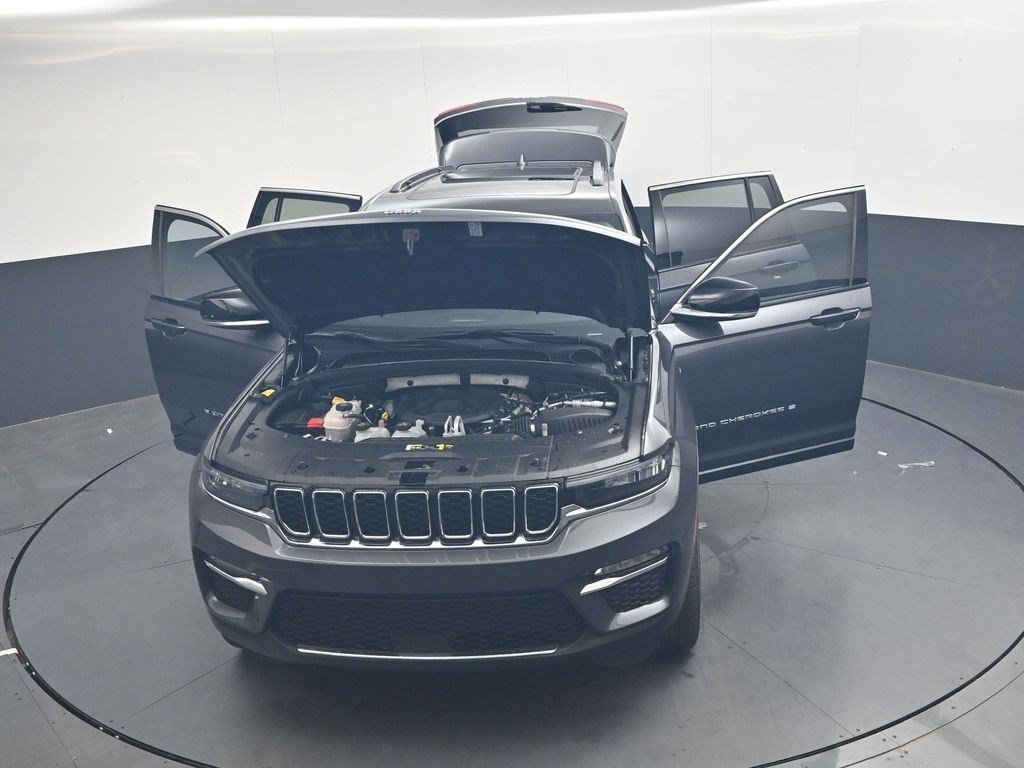 Used 2022 Baltic Gray Metallic Clearcoat Jeep 4xe image 42
