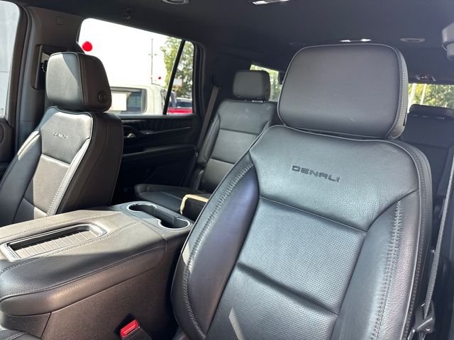 2022 GMC Yukon Denali - Photo 19