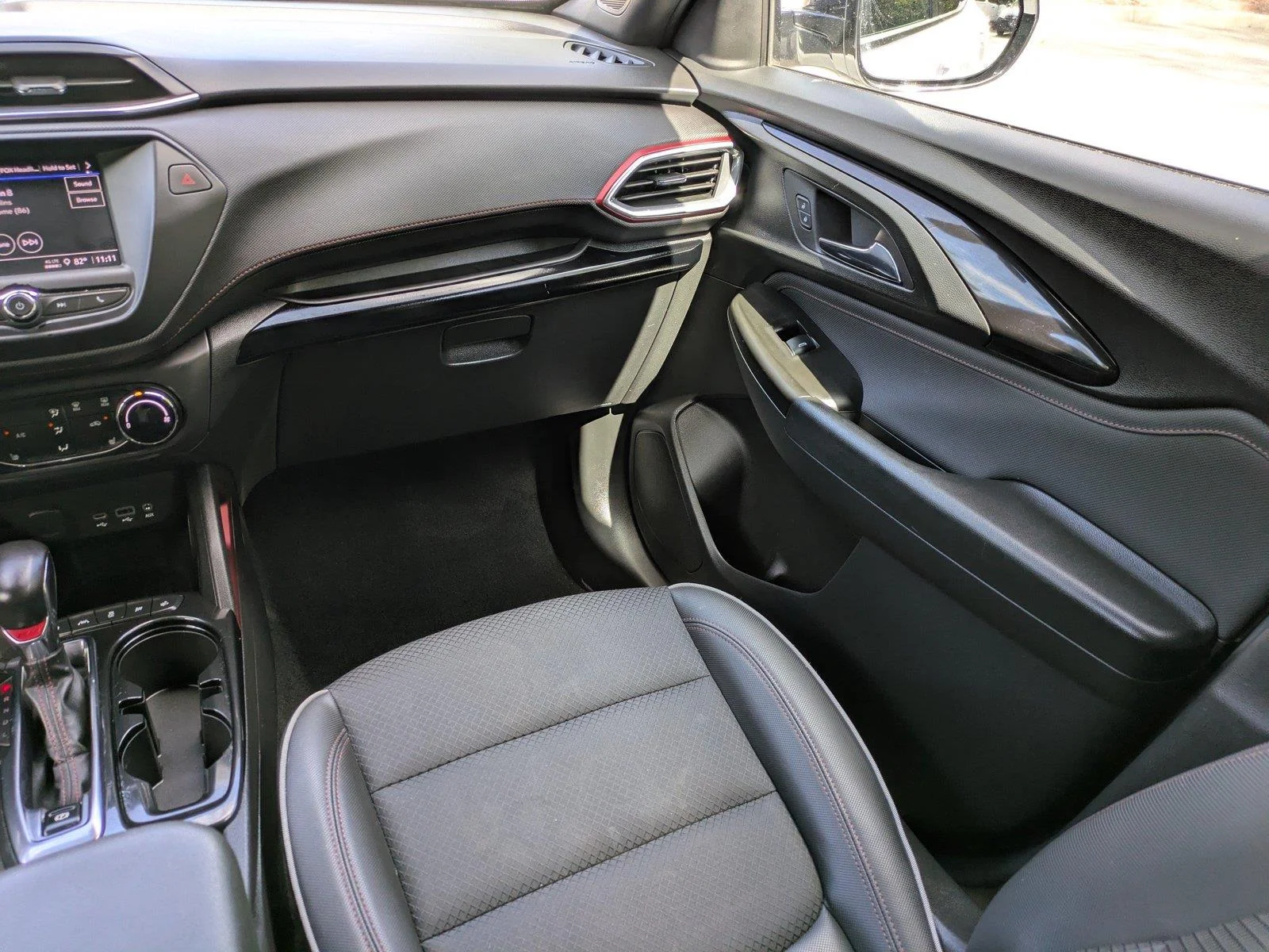Used 2023 Summit White Chevrolet RS image 17