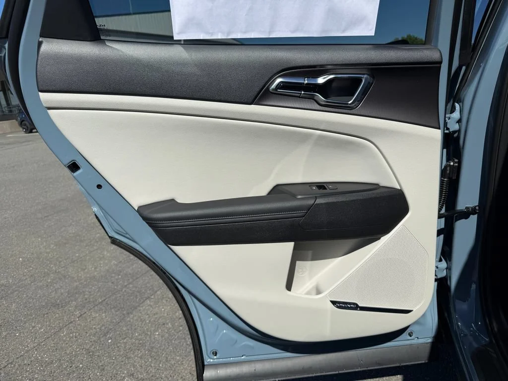 New 2027 Heritage Blue Kia SX-Prestige image 19