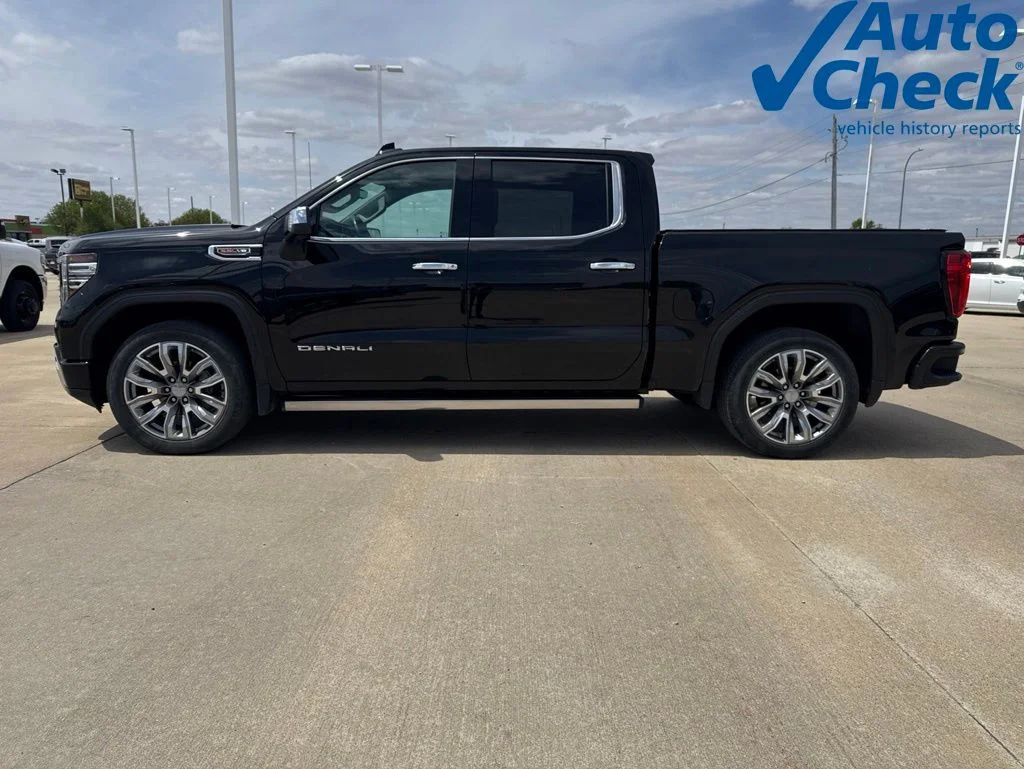 Used 2024 Black GMC Denali image 8
