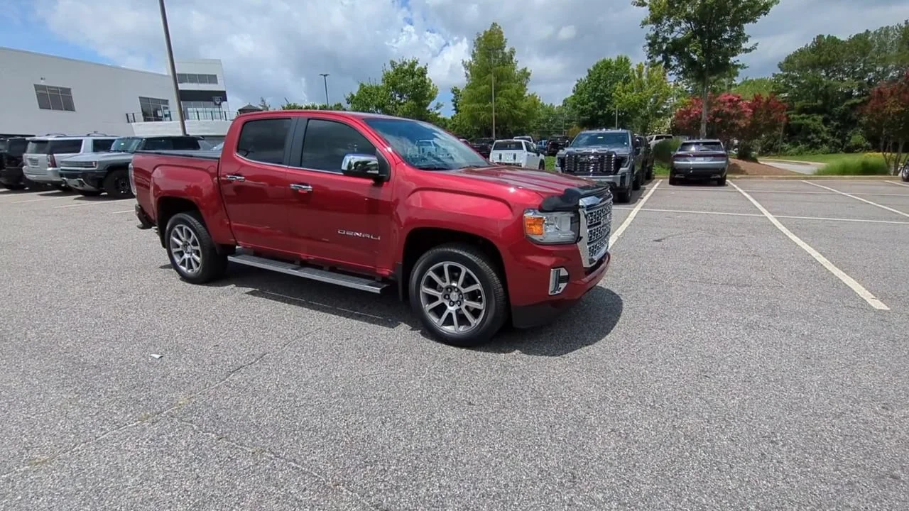 Used 2021 CAYENNE RED TINTCOAT GMC 2WD Denali image 2