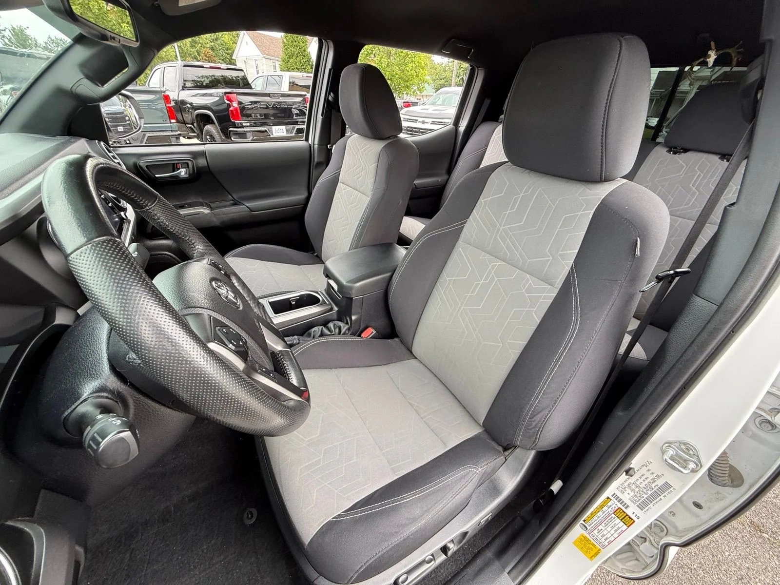 Used 2022 White Toyota TRD Off-Road image 12