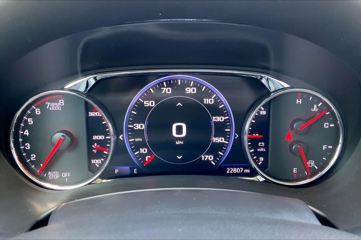 Used 2023 White Frost Tricoat GMC Denali image 26