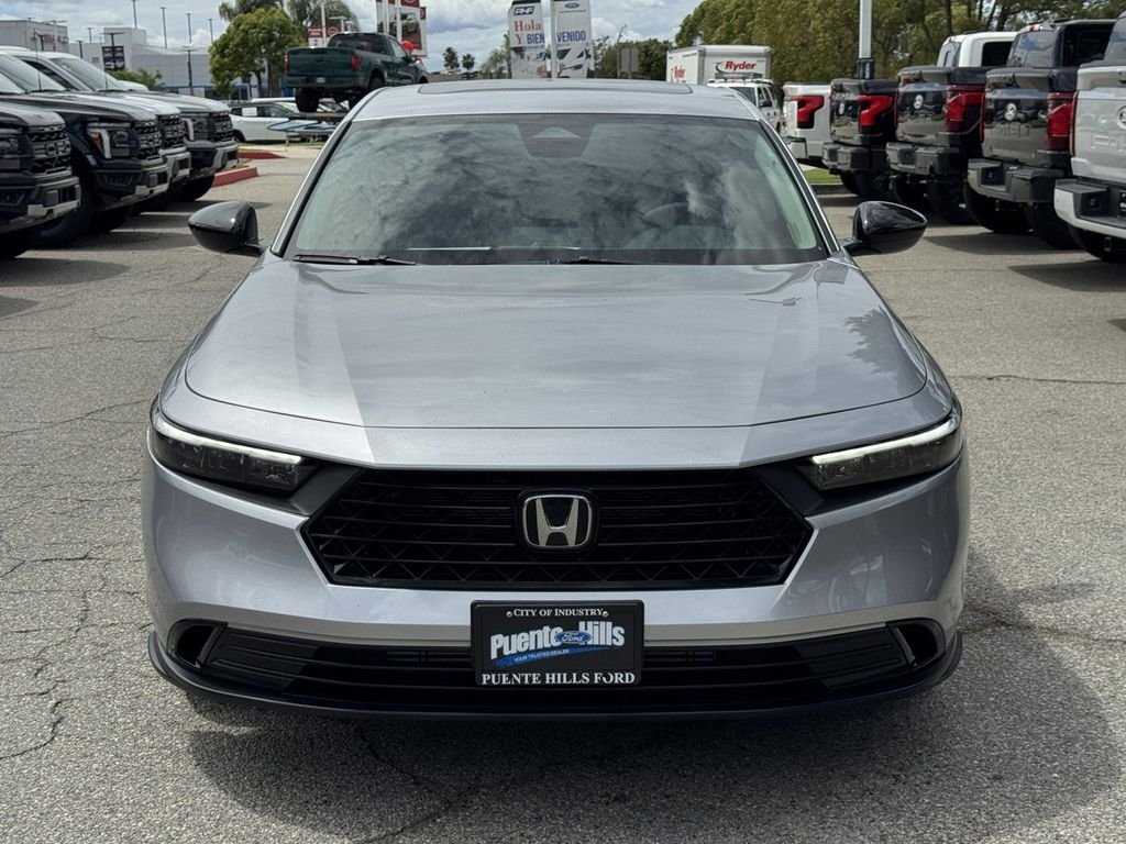 Used 2026  Honda SE image 2