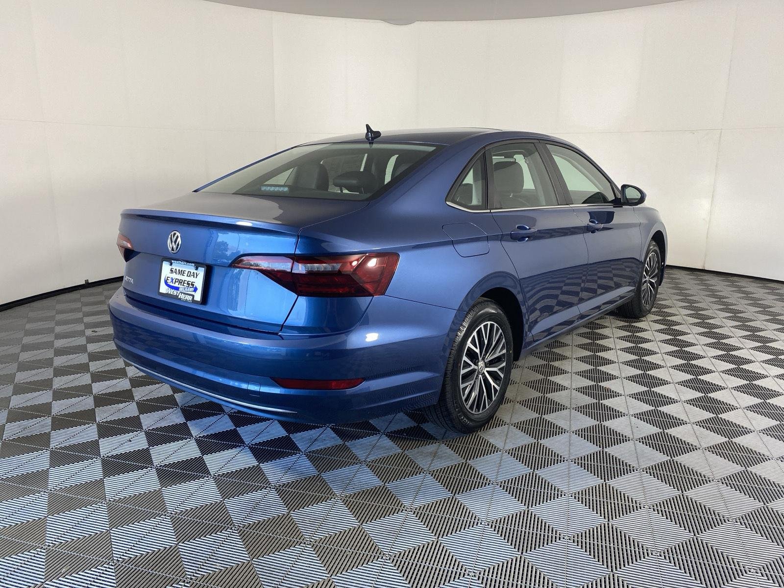 Used 2020 Blue Silk Metallic Volkswagen S image 8