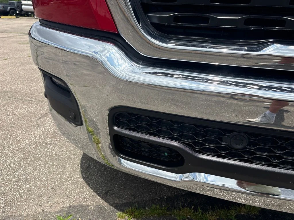New 2026 Molten Red Pearl-Coat Exterior Paint RAM BIG HORN image 9