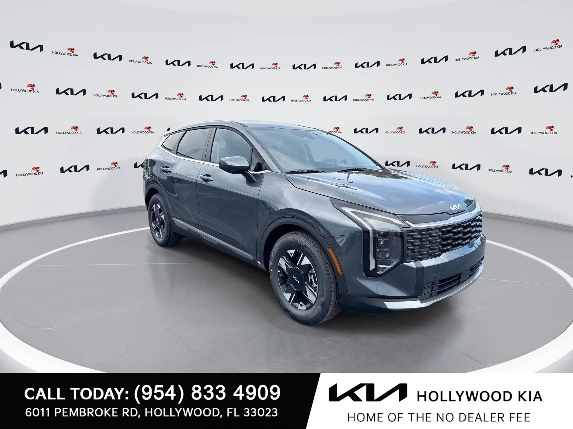 New 2026 Gravity Gray Kia LX image 2