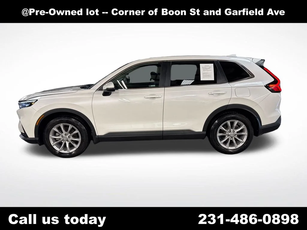 Used 2023  Honda EX-L image 2