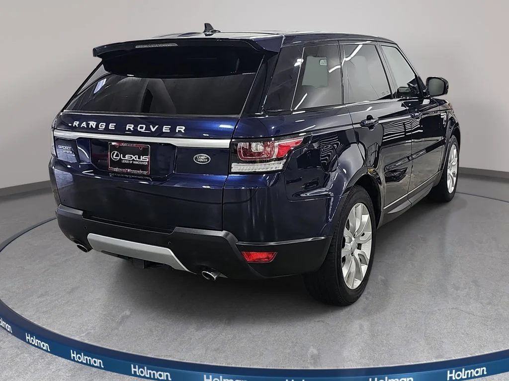 Used 2016 Blue Land Rover HSE Td6 image 6