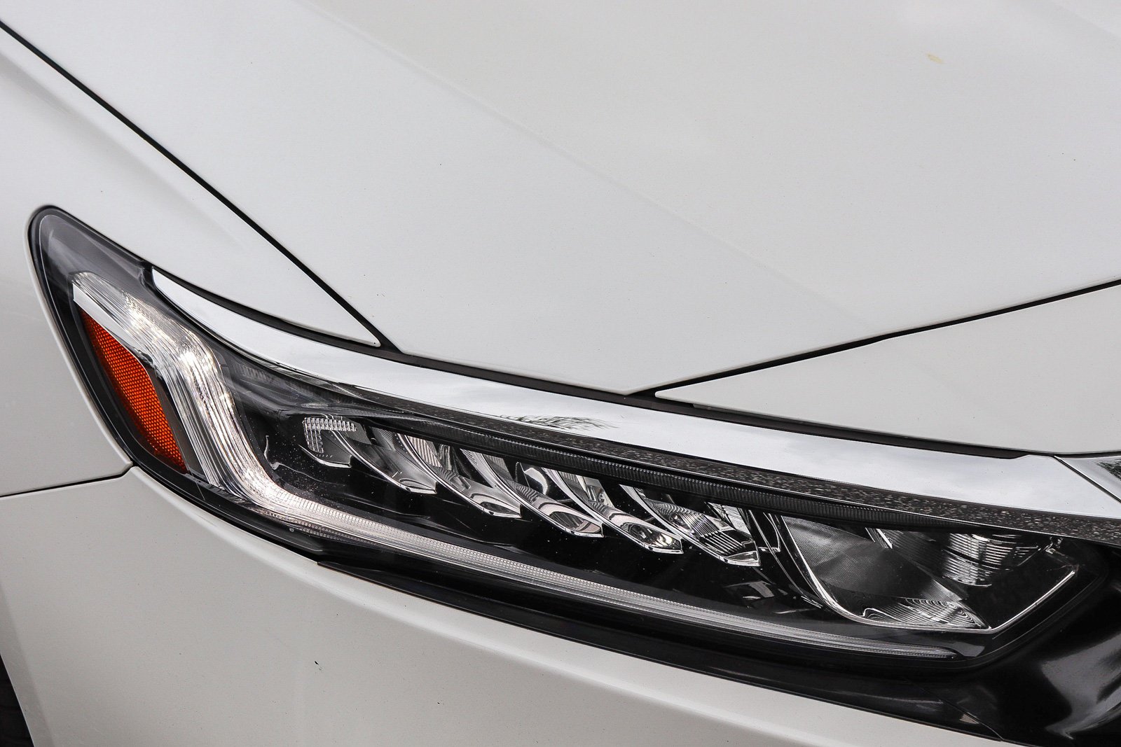 Certified Used 2021 Platinum White Pearl Honda Base image 6
