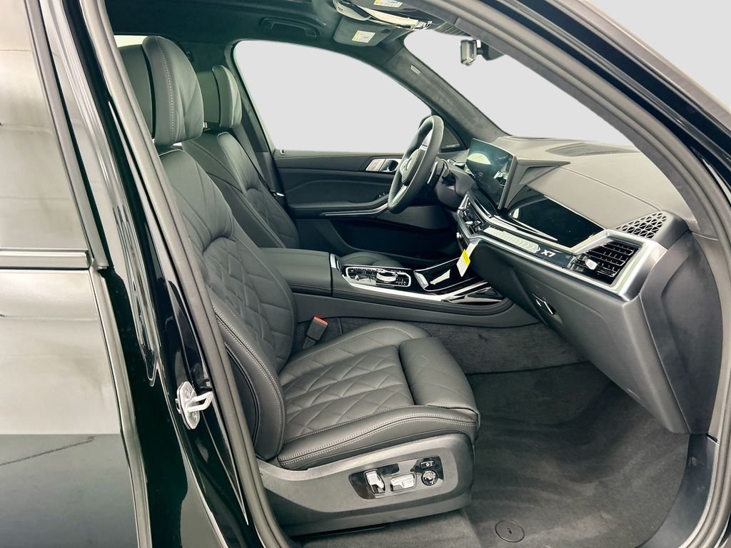 New 2027 Black Sapphire Metallic BMW xDrive40i image 19