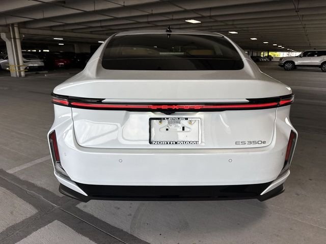 New 2026 Ultra White Lexus ES 350e PREMIUM image 24