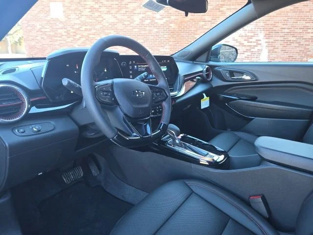 2026 Chevrolet Trax RS - Photo 8