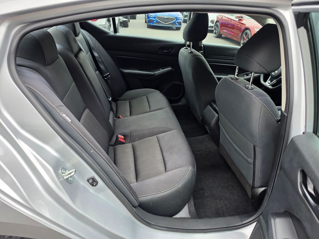 Used 2024 Brilliant Silver Metallic Nissan 2.5 SV image 12