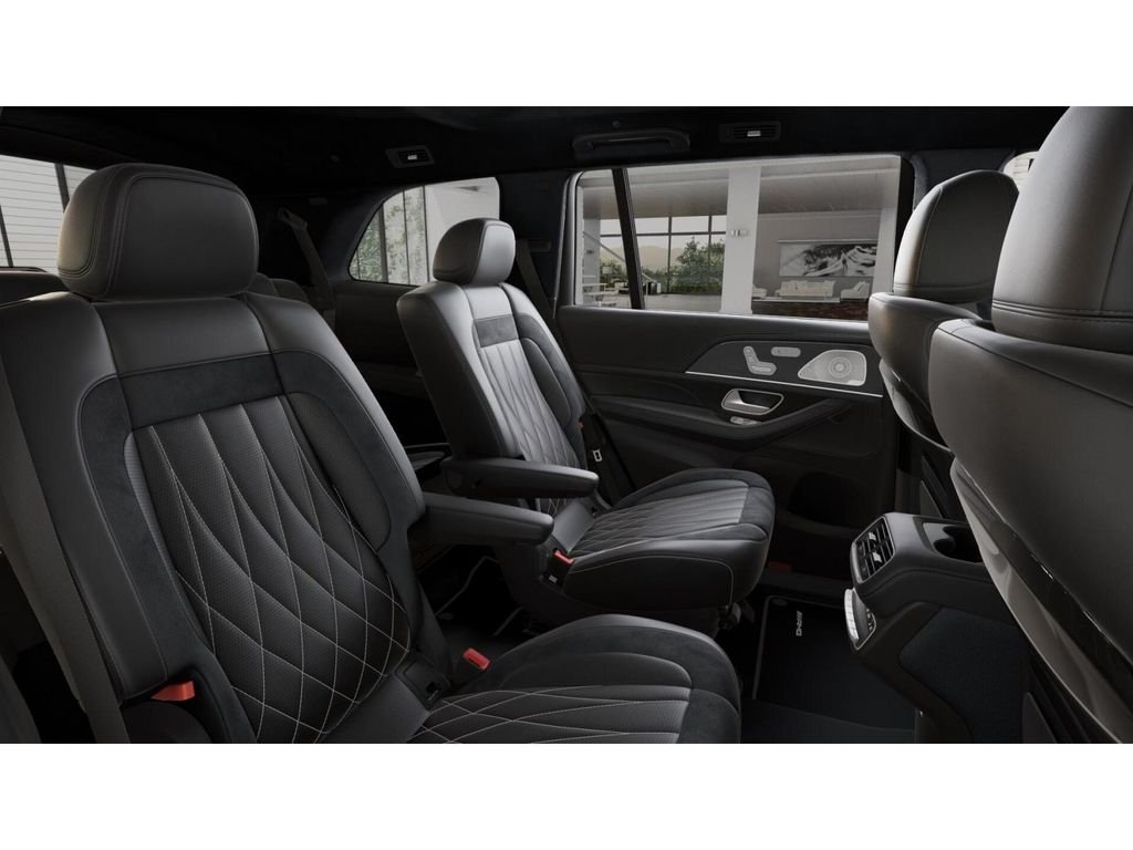 New 2026 MANUFAKTUR Silicon Grey Mercedes-Benz GLS 63 AMG® 4MATIC® image 5