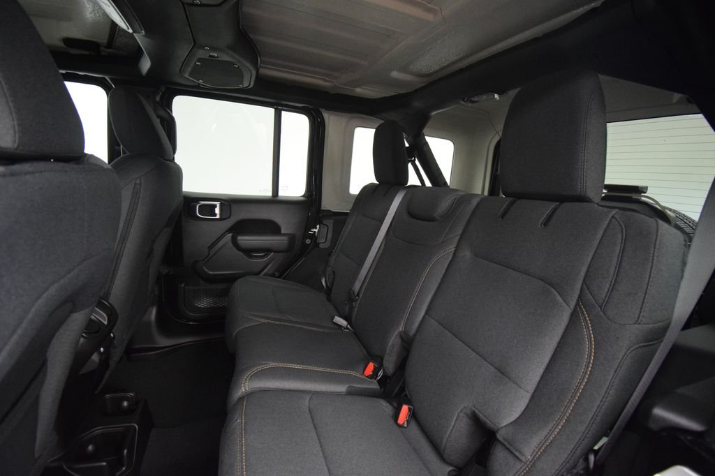 New 2026 Black Clear-Coat Exterior Paint Jeep Sport S image 32