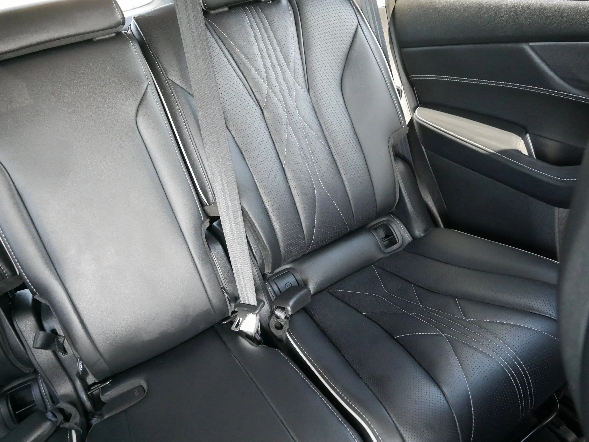 Certified Used 2026 Solar Silver Metallic Acura w/Advance Package image 14