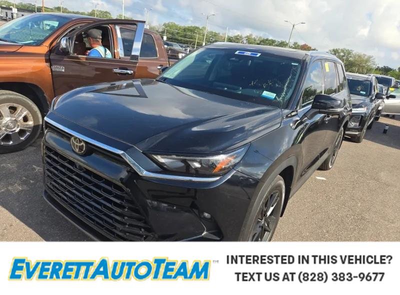2024 Toyota Grand Highlander Platinum AWD's photo