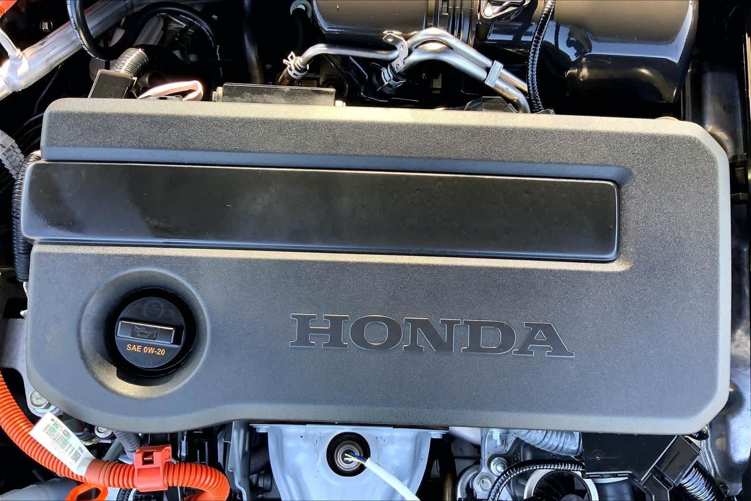 Used 2025 Meteorite Gray Metallic Honda Touring image 32
