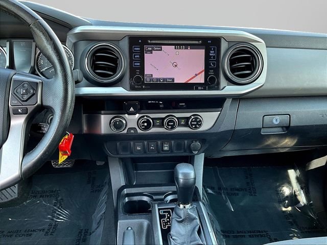 Used 2016 Gray Toyota SR5 image 10