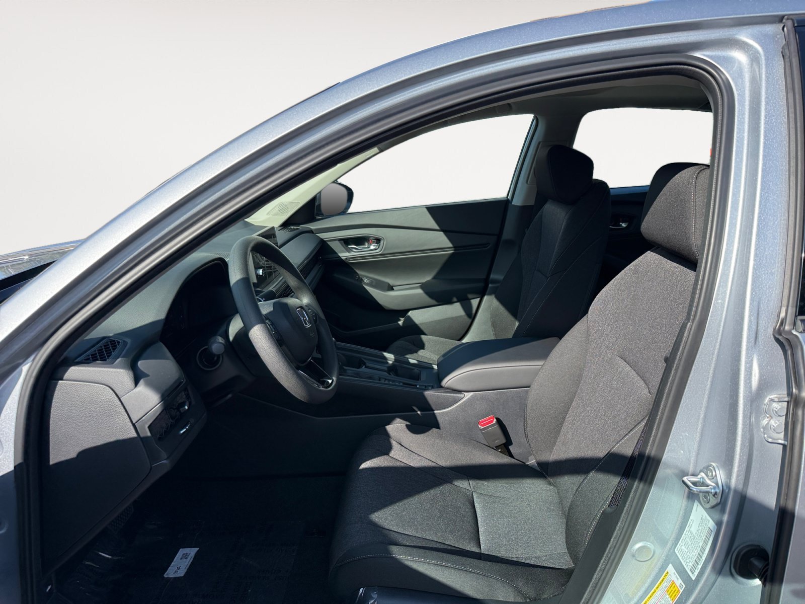 New 2026 Solar Silver Metallic Honda SE image 10