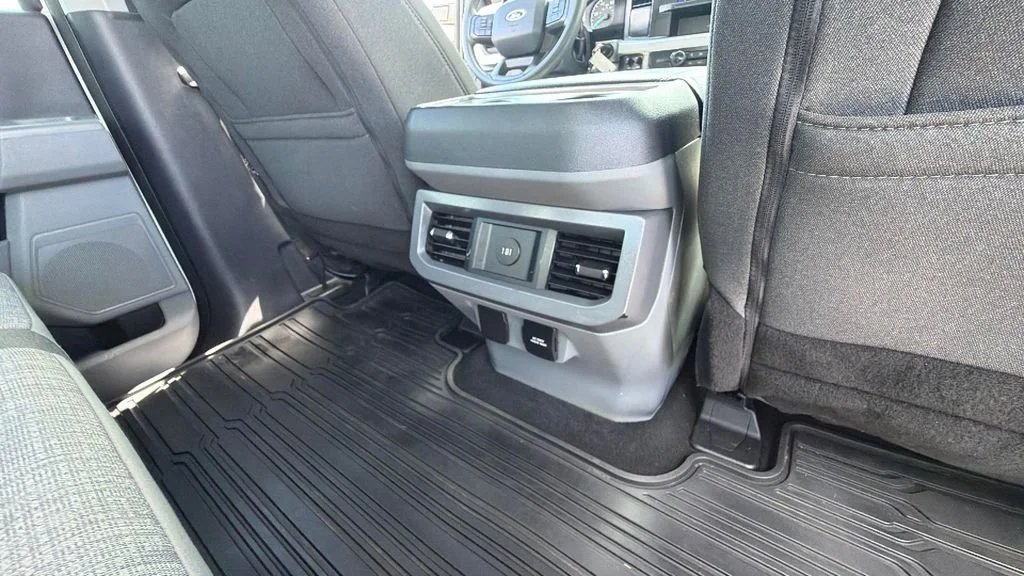 Used 2024 White Ford XLT image 31