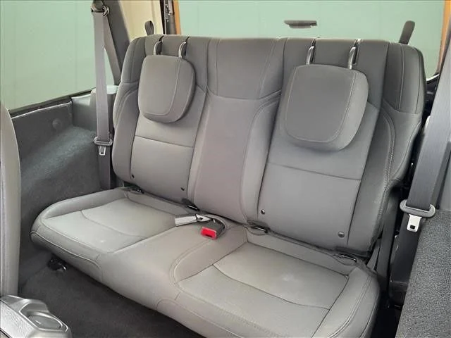 Used 2023 Gray Jeep Sport image 13