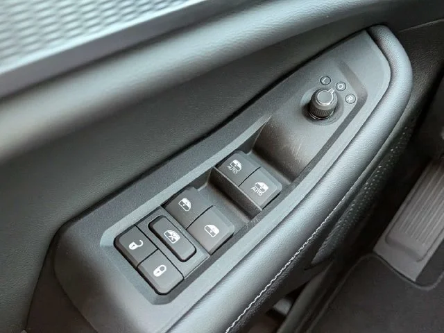 New 2027 Black Jeep Laredo image 25