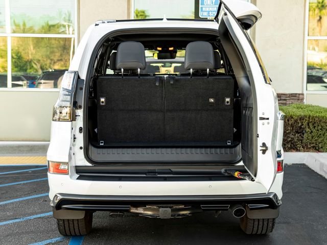 Used 2023 White Pearl Lexus 460 image 34