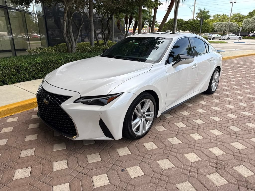 Used 2024 White Pearl Lexus IS 300 image 3