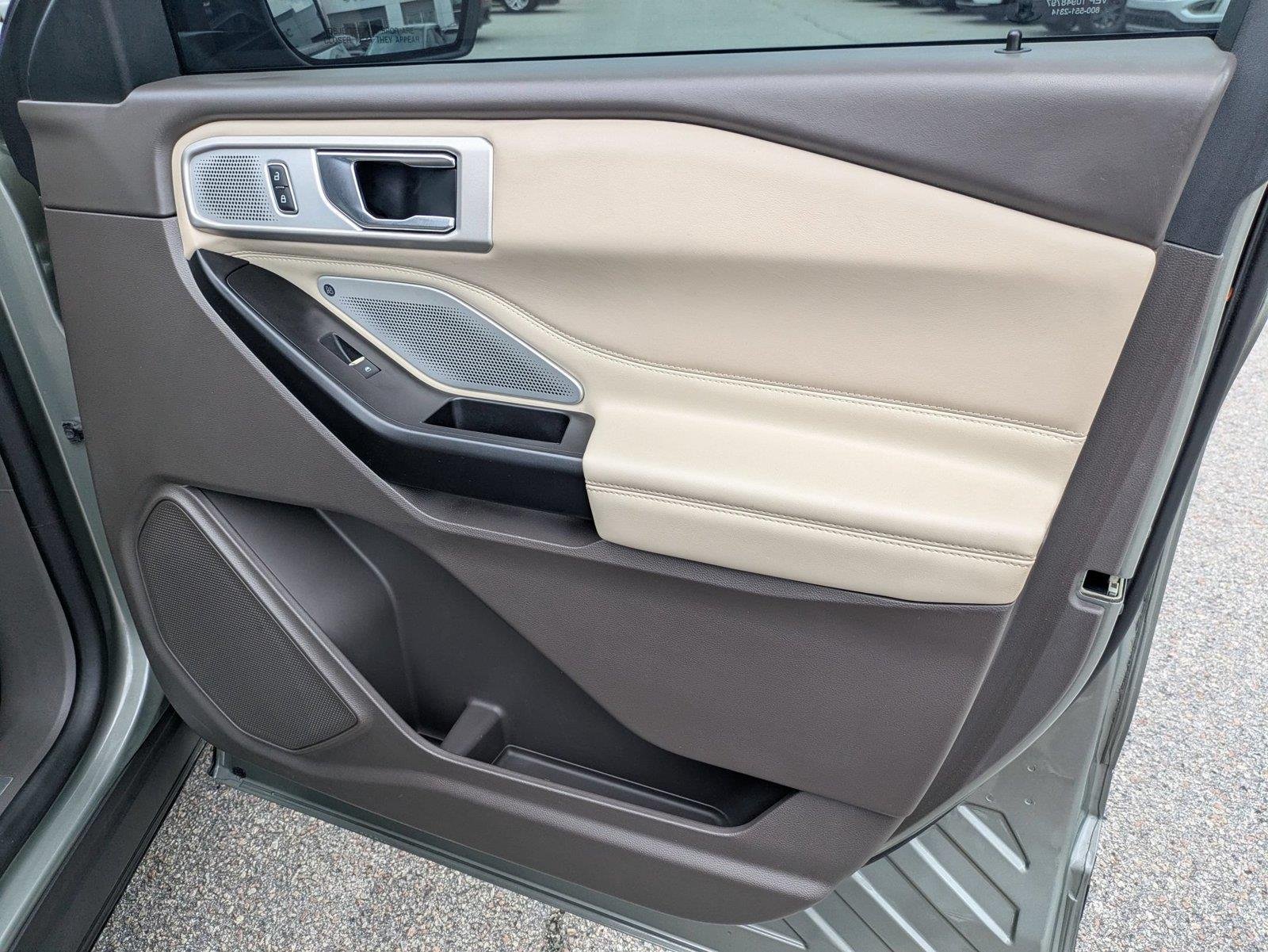Used 2020 Silver Spruce Metallic Ford Platinum image 30