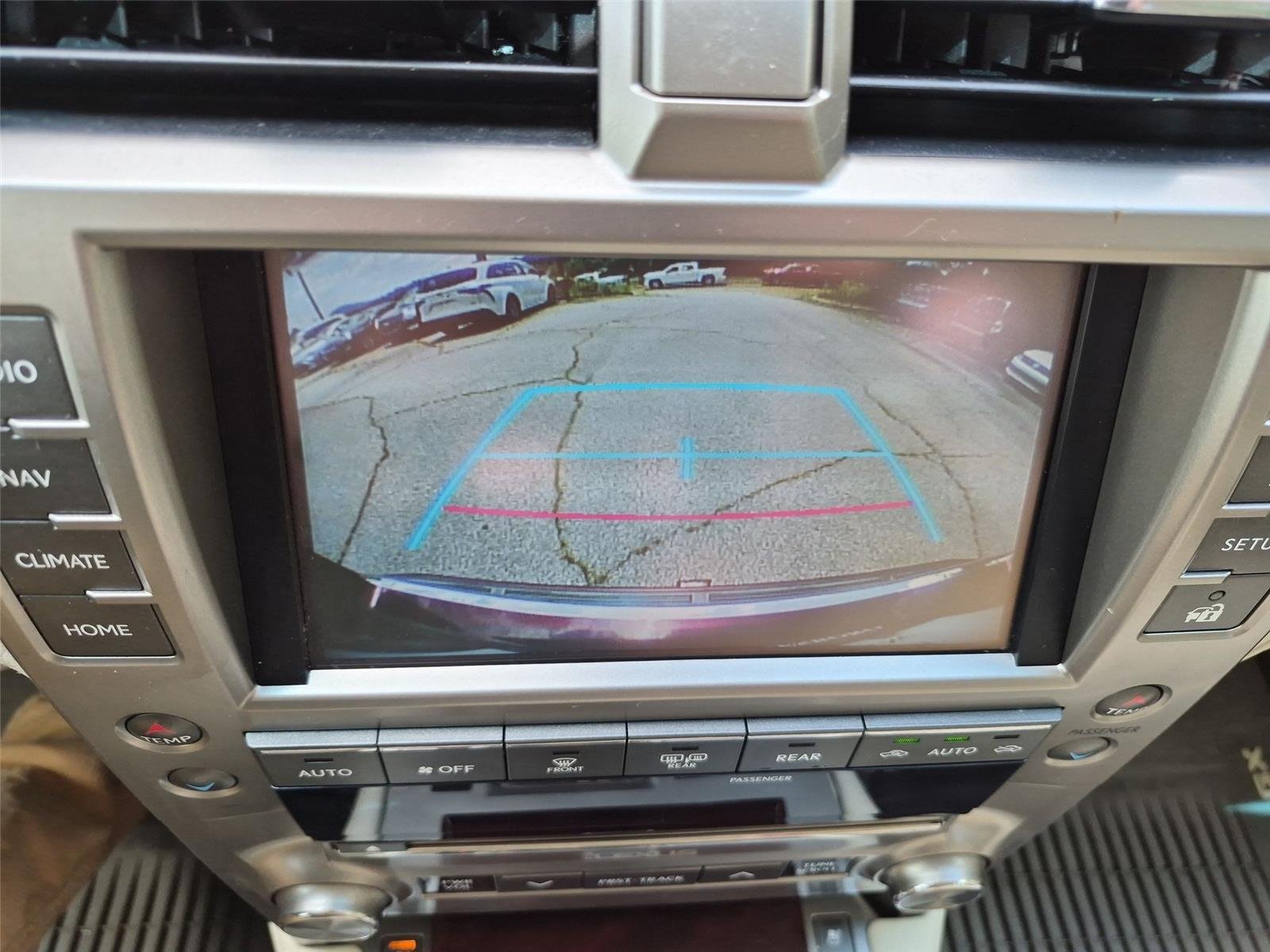 Used 2015 Claret Mica Lexus  image 26