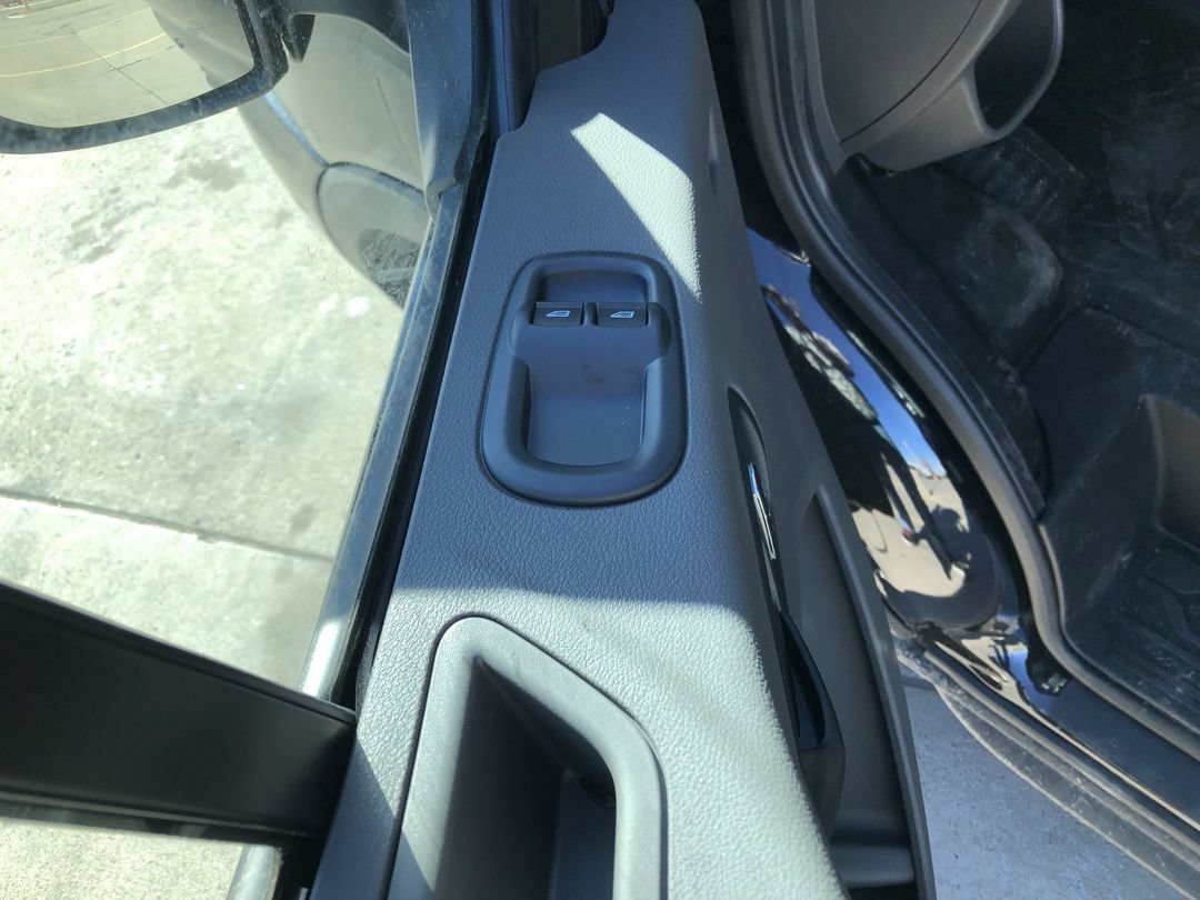 New 2026 Agate Black Metallic Ford XLT image 13