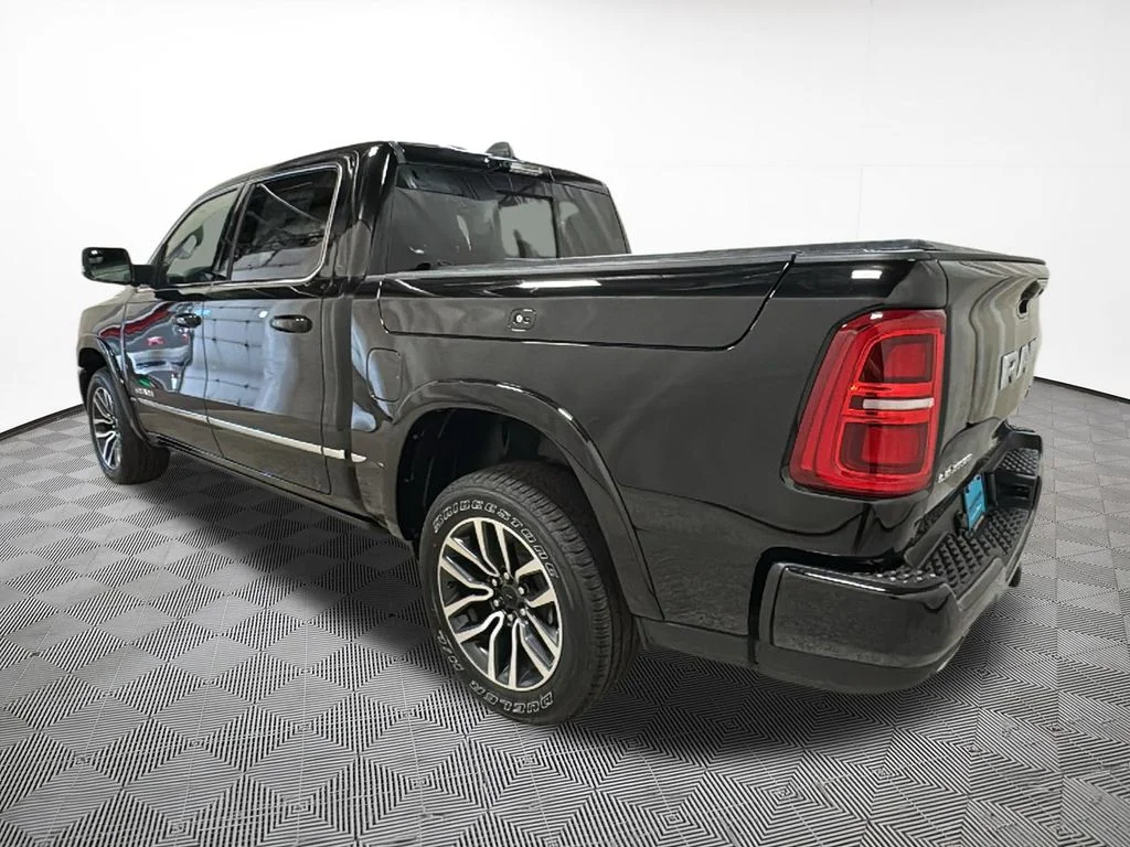 2026 RAM 1500 Limited - Photo 11