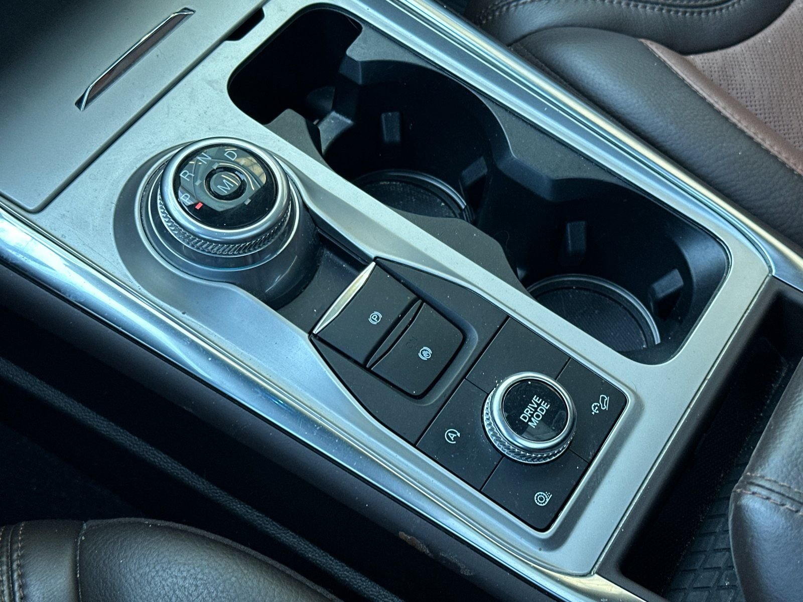 Used 2021 Silver Metallic Ford King Ranch image 21