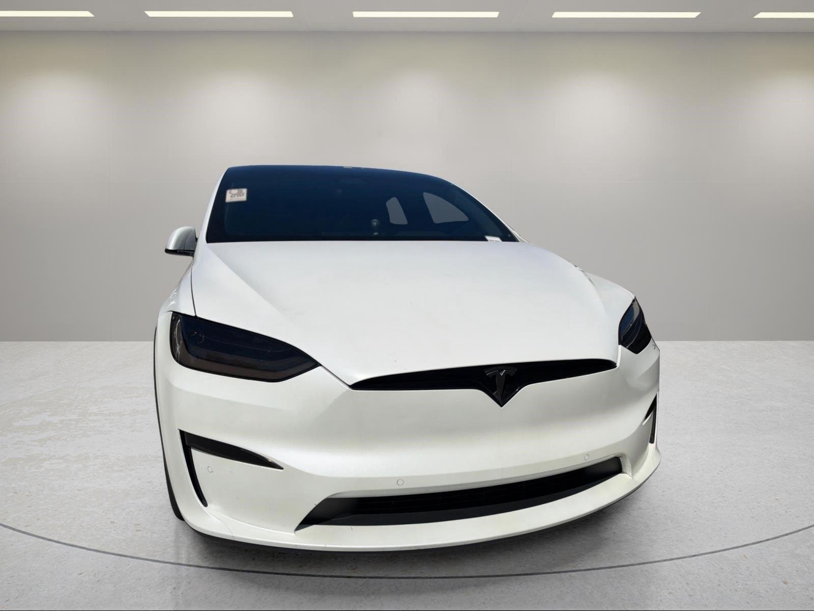 Used 2022 Pearl White Multi-Coat Tesla Plaid image 8